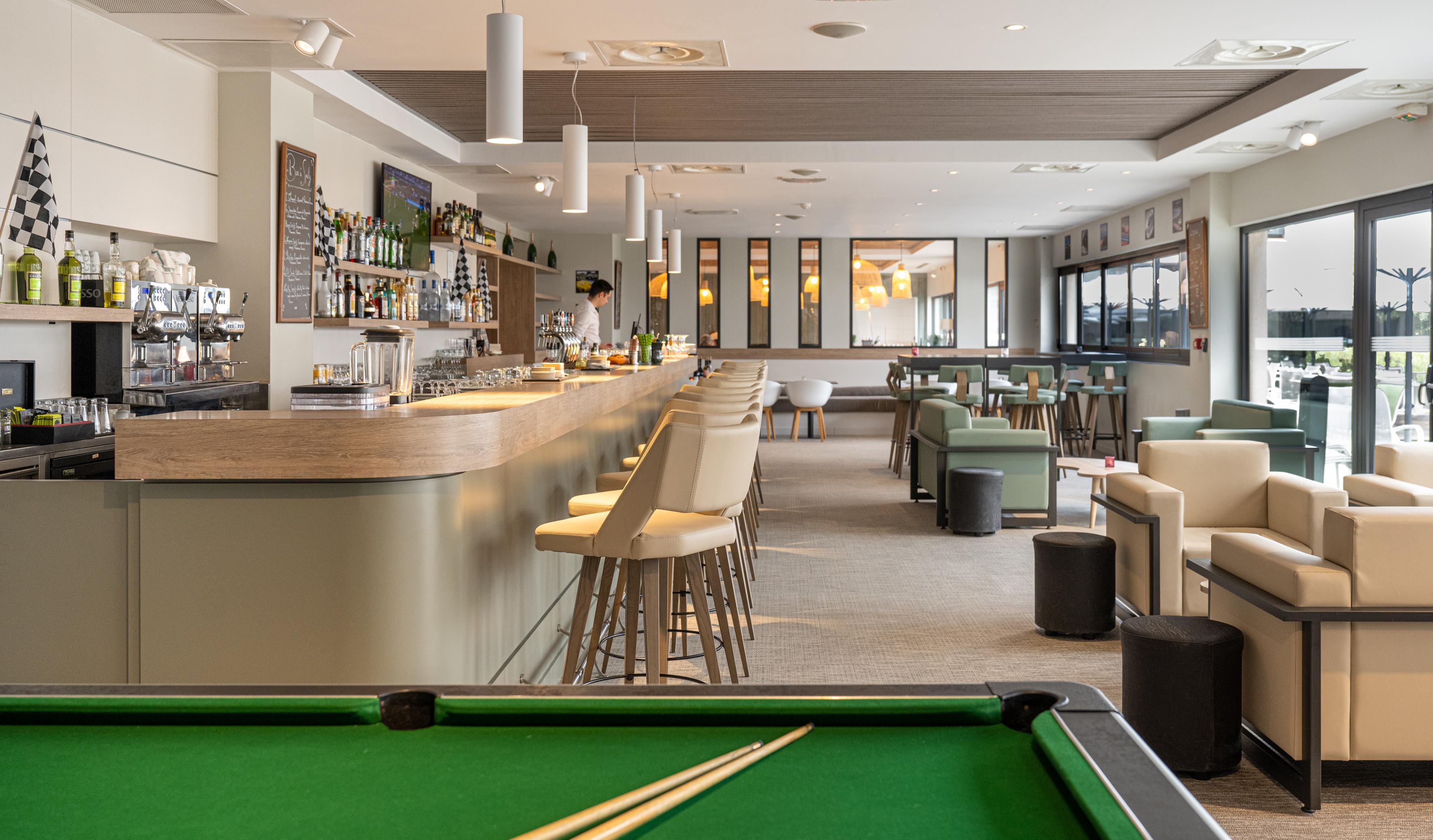 Grand Prix & Restaurant Le Castellet (Var)